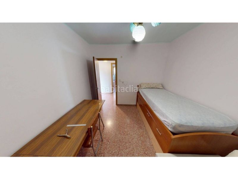 Foto 8e6e0878-f66d-4d20-850b-8cc4d9373d7c. Pis a Monforte del Cid