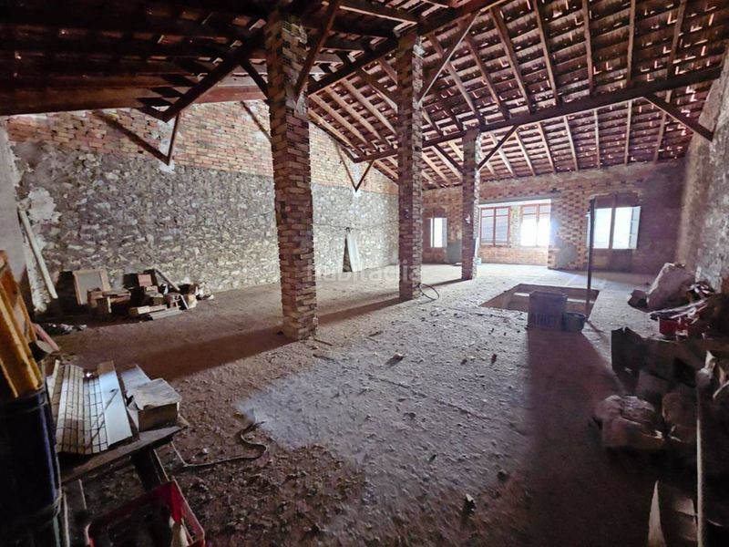 Foto 5972bc3d-fef1-423b-a94c-c24d945bfc58. Casa amb aparcament a Novelda