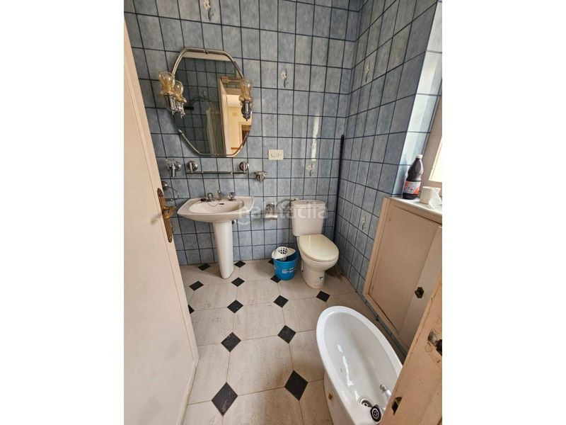 Foto e6d93cfe-7d61-47a7-8d06-400e3821e5c8. Casa amb aparcament a Novelda