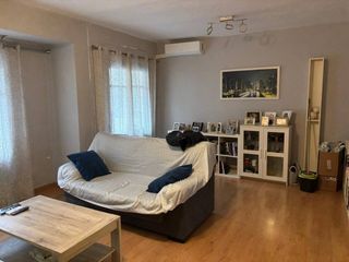 Pis  Calle algar. Encantador piso en la goteta  alicante