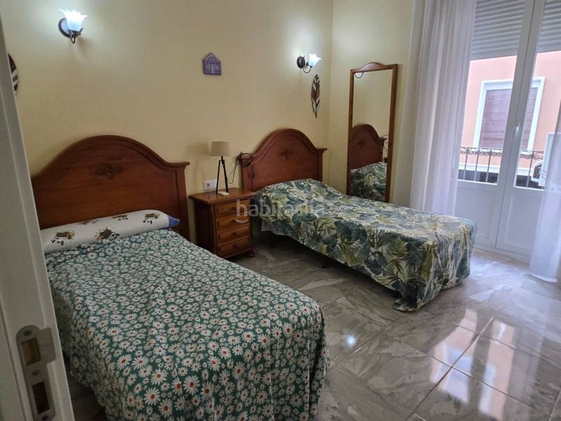 Foto e10d5180-25c3-4f70-9323-d1586be9333b. Pis a Barrio del Centro Alicante