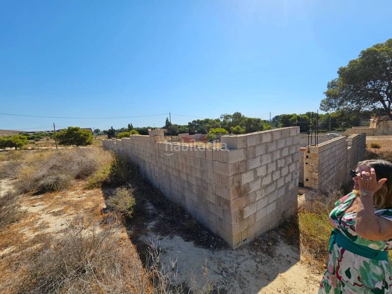 Foto 705a25b4-3927-4f93-8f98-1ab25df00e06. Finca rústica a Santa Faz Alicante