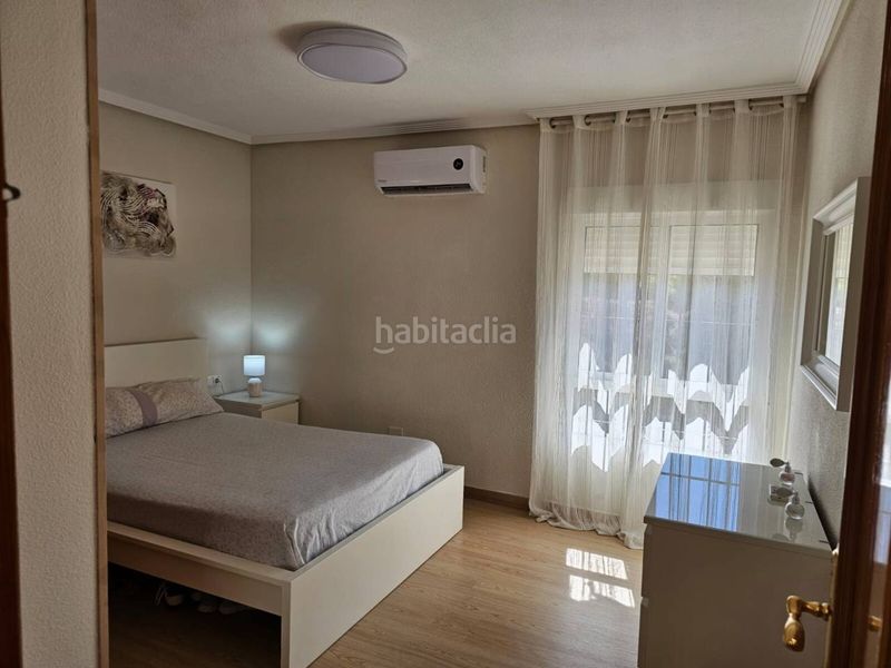 Foto eb8ee7ab-6d55-4d23-b844-1aae9901a316. Pis amb aparcament a Juan XXIII Alicante