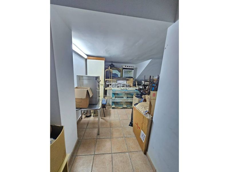 Foto 7423fd7e-f75e-45dd-817c-0ebe8876f426. Local comercial a Mercado Alicante