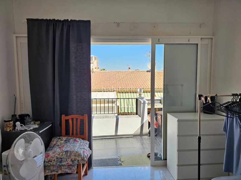 Foto 2832a675-a742-4c3f-84d1-fa08be9e9aa8. Casa aparellada a San Fulgencio