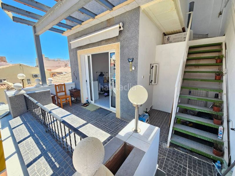 Foto 9a5b9bdd-eef4-4d3b-b9eb-3cbe628a9a31. Casa aparellada a San Fulgencio