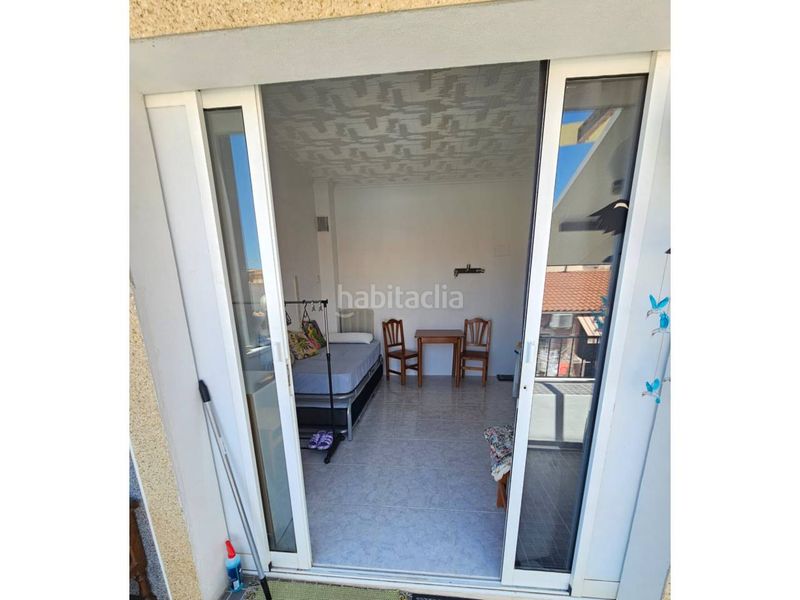 Foto a7ae68c8-0de7-44a8-b201-c659b0705640. Casa aparellada a San Fulgencio