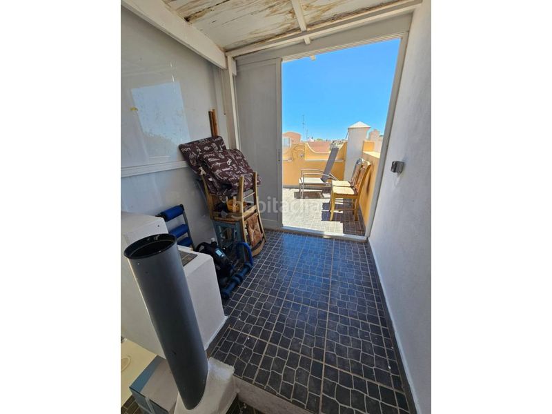 Foto cd25efad-10a4-4839-9411-af5d5d002b11. Casa aparellada a San Fulgencio
