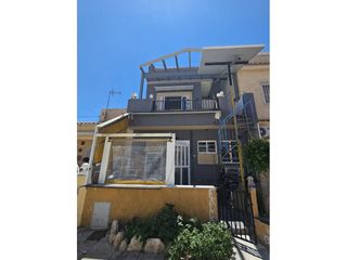 Towny house  Avenida san fulgencio. Se vende bungalow reformado en san fulgencio la marina, alicante