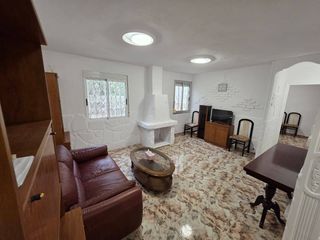 Appartamento  Pasaje gonzalo de berceo,6. Vivienda en planta baja en alicante  88.000