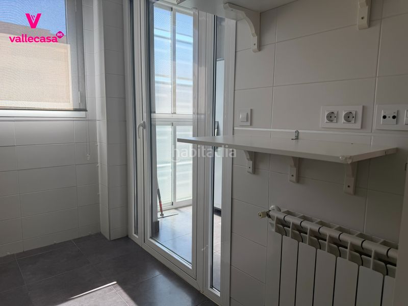 Foto 08a8d8da-da02-4d79-901c-9c56c93cfacc. Pis amb calefacció aparcament piscina a Ensanche de Vallecas-La Gavia Madrid