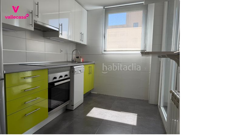 Foto c7fb26a4-5466-40bf-8198-f3a5390eab21. Pis amb calefacció aparcament piscina a Ensanche de Vallecas-La Gavia Madrid