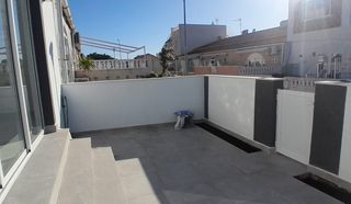 Erdgeschoss in Zona Carrefour - Urbanizaciones
