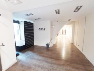 Business premise in Centre