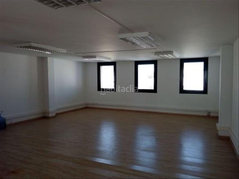 Foto 458ba282-b3cc-4a69-9026-b1cec7a68edc. Miete büro in Centre Granollers