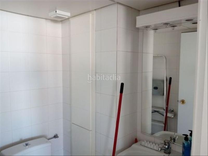 Foto a8d4a0ff-9930-4186-ac3a-6ef09f04df28. Miete büro in Centre Granollers