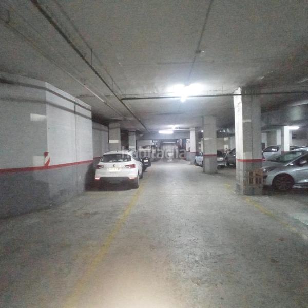 Foto 5f10114f-ca03-434b-a863-b279d12c6b00. Parking voiture dans Sant miquel Granollers