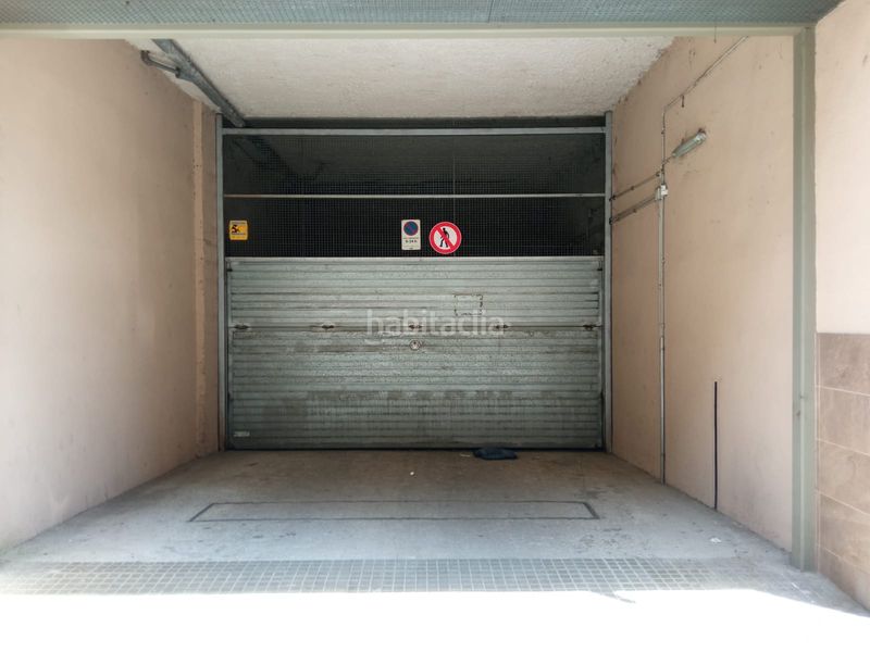 Foto f0366ff5-2d45-4535-b4b8-fab43ee33c8c. Aparcament cotxe a Sant miquel Granollers