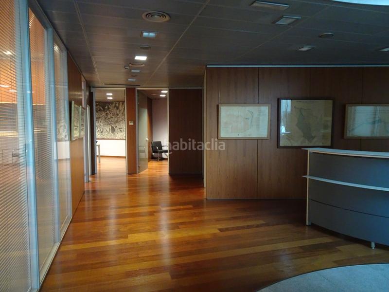 Foto 2eee57bc-8c03-4f52-a54d-79b91a376d60. Edificio  en venta en centro peatonal en Centre Granollers