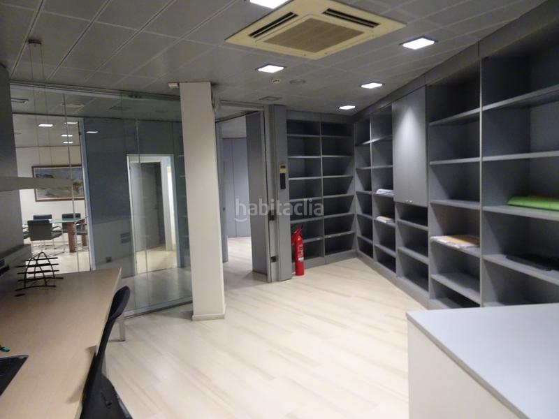 Foto b8c398c3-1417-4f52-9cc0-fc7965d7fbea. Edificio  en venta en centro peatonal en Centre Granollers