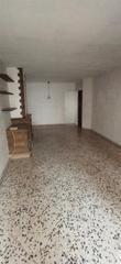 Casa aparellada a Sant miquel. Gran oportunidad de inversión: casa en venta en granollers para