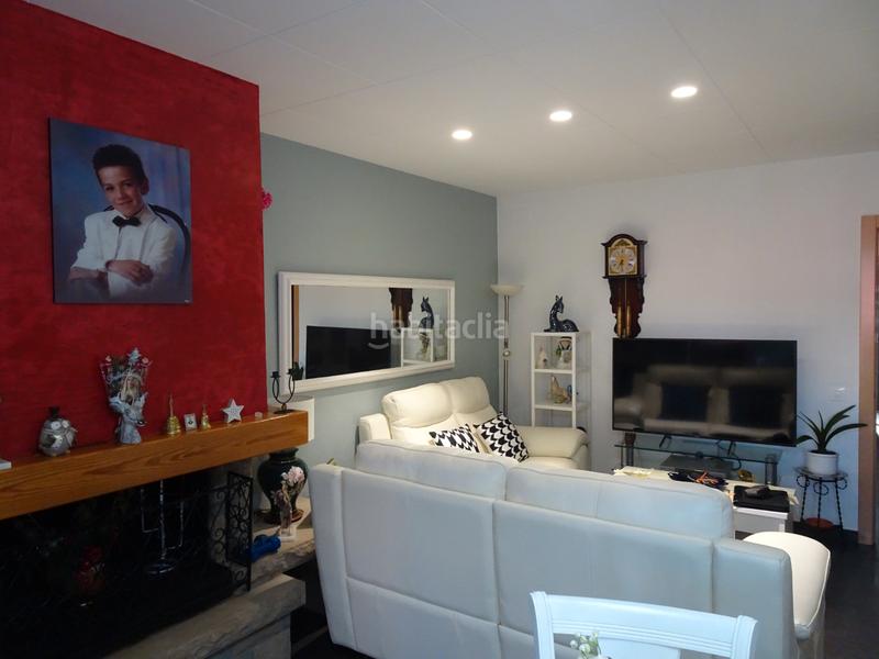 Foto ad26af83-32e5-49a7-8adb-2d832b7335a1. Maison jumelée avec cheminée parking dans Nord Oest - Can Noguera Garriga (La)