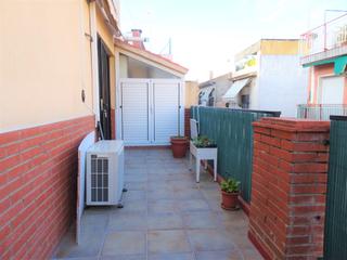 tic a Canovelles. tico reformado con encanto y terraza privada de 12m  listo p