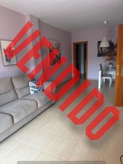 Appartamento  Avinguda sant esteve. Amplio piso esquinero de 123 m² a 5 minutos del centro peatonal