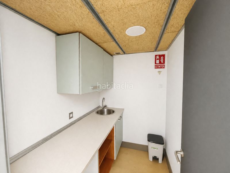 Foto 3a200135-7b40-41f3-a99d-db01164bfcf6. Alquiler oficina  con terraza en Sant miquel Granollers