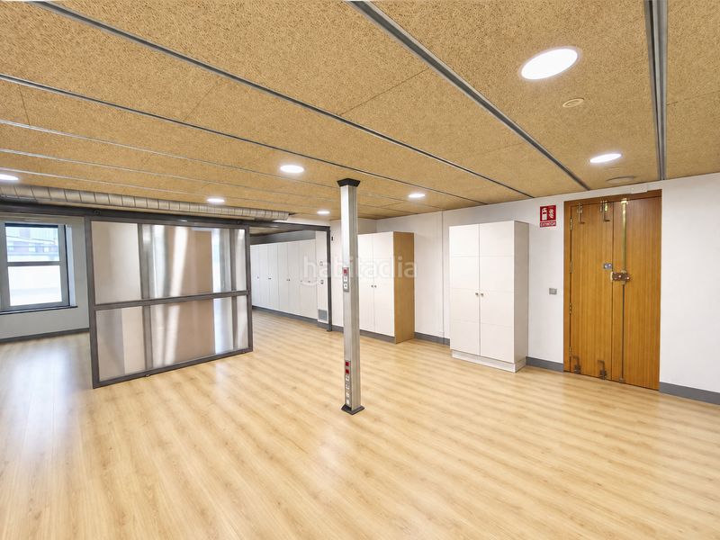Foto e1c93fa3-7b0d-42de-aac2-e07aae21fb3a. Alquiler oficina  con terraza en Sant miquel Granollers