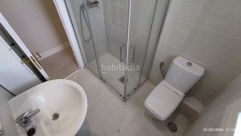 Foto 1ceb0ab4-6cfb-4723-a761-275575627bc7. Pis a Os Mallos Coruña (A)