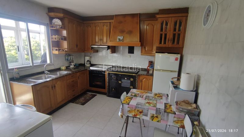 Foto f8d21f17-8b00-4f05-b928-1730c17fc53c. Casa amb calefacció a Mesoiro Coruña (A)
