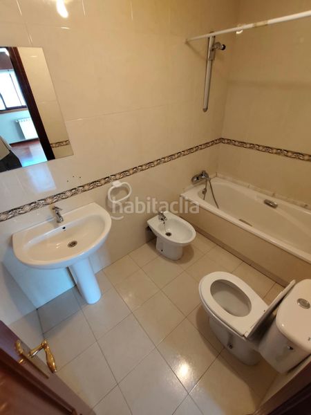 Foto bf99055d-3b0d-4061-a102-db154c89d423. Piso en Cambre