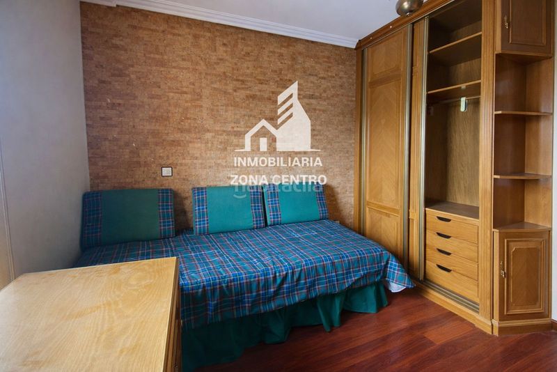 Foto 755760f4-7ef0-48f4-95d6-08ce526c11d2. Pis amb aparcament a Centro Palencia