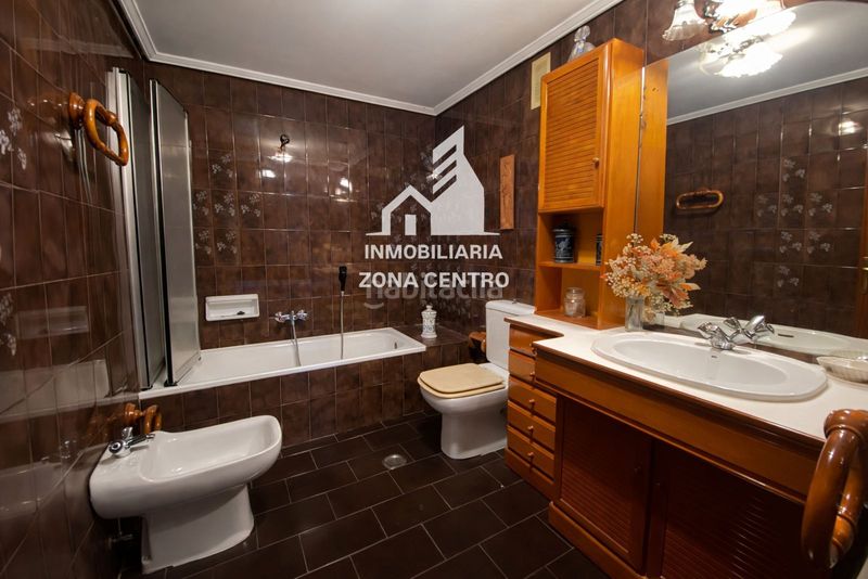 Foto a53b47b4-d106-4b63-8858-475bbbb9253f. Pis amb aparcament a Centro Palencia