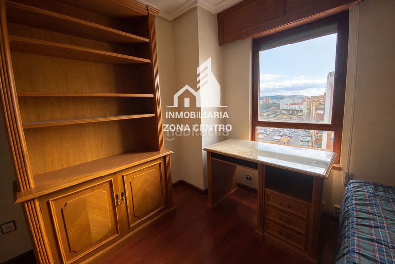 Foto c661e133-544f-4392-97e4-bf8c3c14b37e. Pis amb aparcament a Centro Palencia