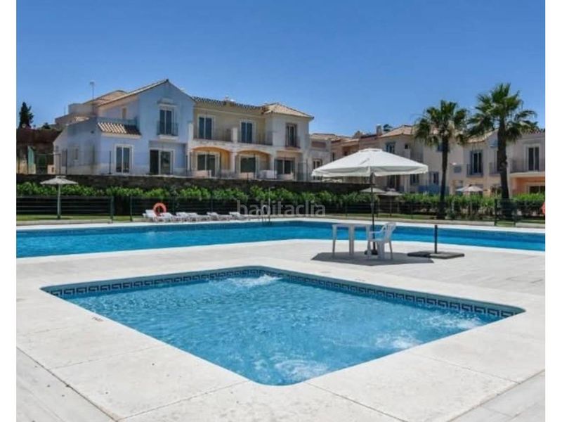Foto 6425a878-4e92-4d76-ab31-2c3c13a9f645. Casa aparellada amb aparcament piscina a Costa Esuri Ayamonte