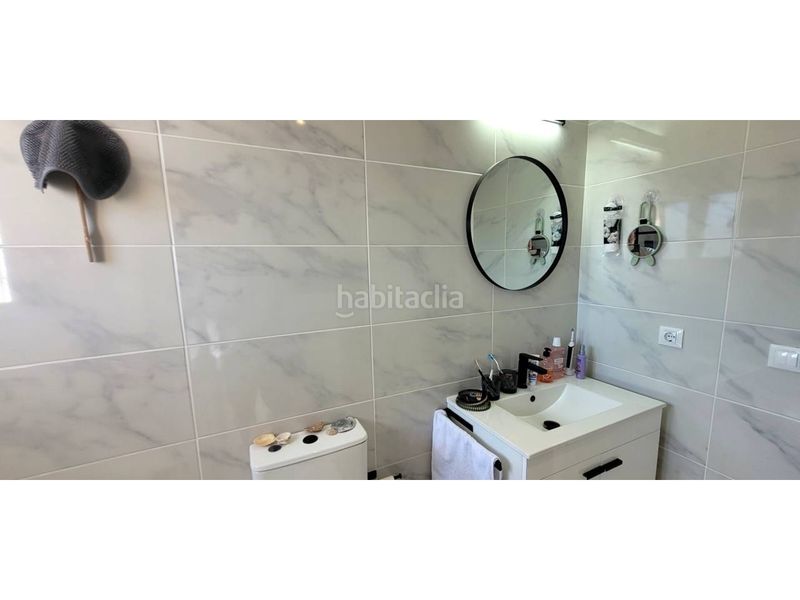 Foto 80925b22-f5c2-4688-ac00-0e10bb9e7d73. Casa aparellada amb aparcament piscina a Costa Esuri Ayamonte
