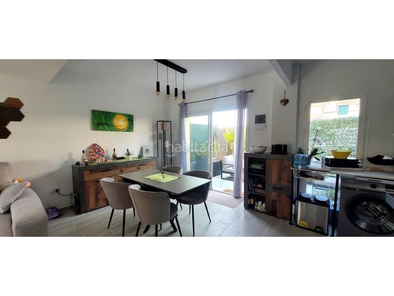 Foto b67a2484-19bf-4889-ae7d-dcce5d50b94d. Casa aparellada amb aparcament piscina a Costa Esuri Ayamonte