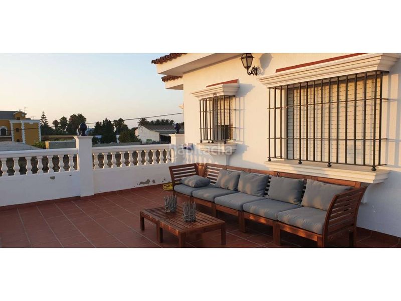 Foto 539383ad-27d5-41eb-a5fb-acad0d2a68cd. Rent chalet with heating parking in Chipiona norte Chipiona
