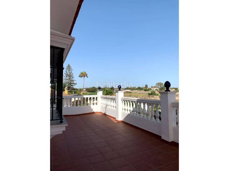 Foto 86d69121-f484-42e7-bb6e-3d5a86caa207. Rent chalet with heating parking in Chipiona norte Chipiona