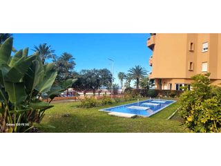 Etagenwohnung in Centro-Calzada-Cabo Noval