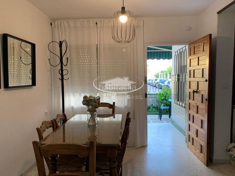 Foto c297b320-4bf2-4333-88a4-2825a8a84997. Casa adossada a V Centenario-Piletas-Capuchinos Sanlúcar de Barrameda