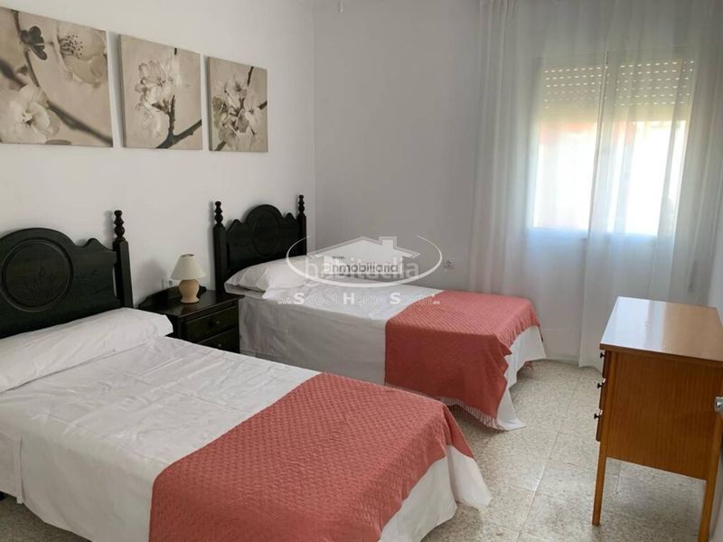 Foto e7563504-d5e5-4f1e-87b8-eed24d08fe6e. Casa adossada a V Centenario-Piletas-Capuchinos Sanlúcar de Barrameda