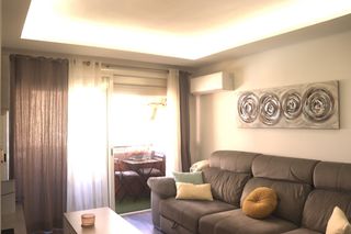 Etagenwohnung in Los Ríos. Luminoso apartamento de 3 dormitorios frente a un parque  las la
