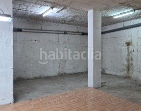 Foto f8c7bf4b-6e44-4b86-9778-f676c1183c5a. Miete geschäftsraum in n/a in Ciudad Jardín - Parque Roma Zaragoza