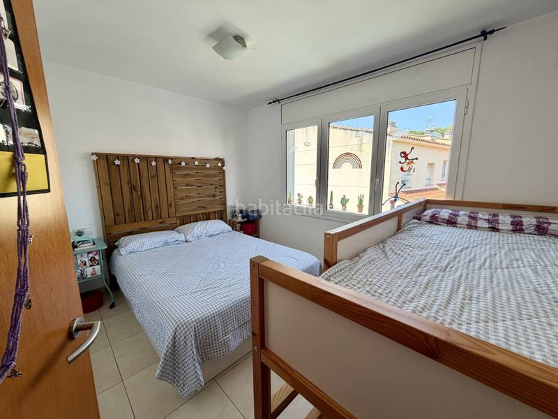 Foto 41e62ee9-413a-4ff5-9352-307095d6e834. Casa adosada  en venta en Centre Vidreres