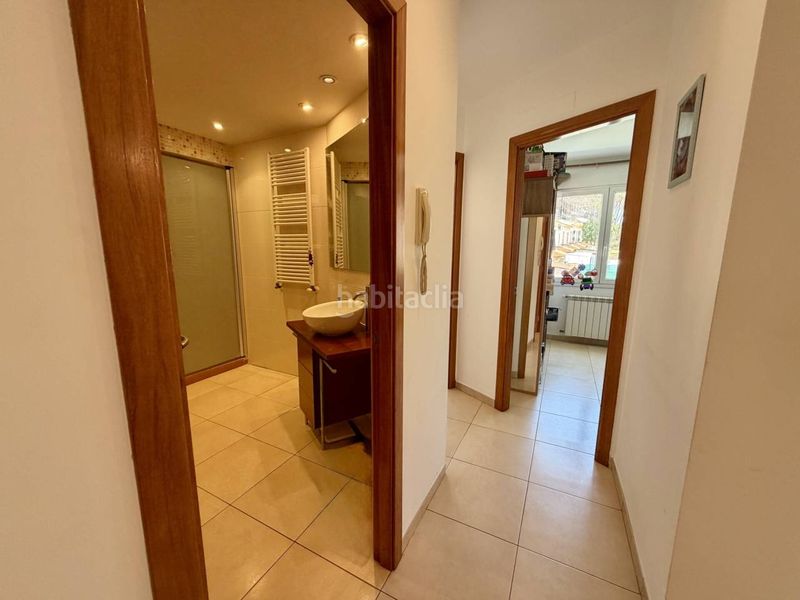 Foto 8c7eb36a-cdfe-42e4-a183-8a0de9dad186. Casa adosada  en venta en Centre Vidreres