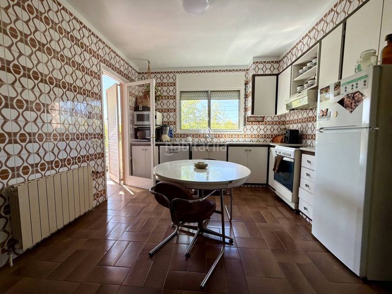 Foto ddcaebbd-ecac-4db6-bb8e-a79376defab9. Casa amb aparcament a Llambilles