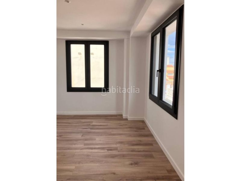 Foto 70ec9bfd-7d41-45c8-af8f-7140aec8aaf7. Edifici a Nucli Antic Escala (L´)